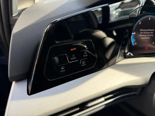 Bild eines Golf Variant Business TDI