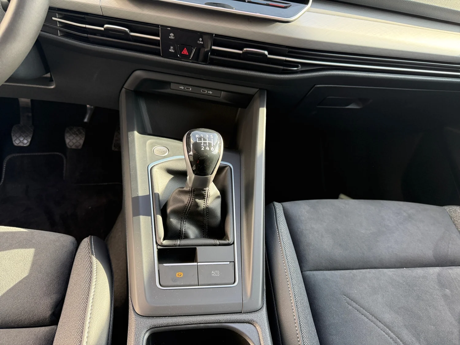 Bild eines Golf Variant Business TDI