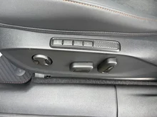 CUPRA Terramar e-HYBRID 204 PS DSG in Cosmos-Blau Metallic