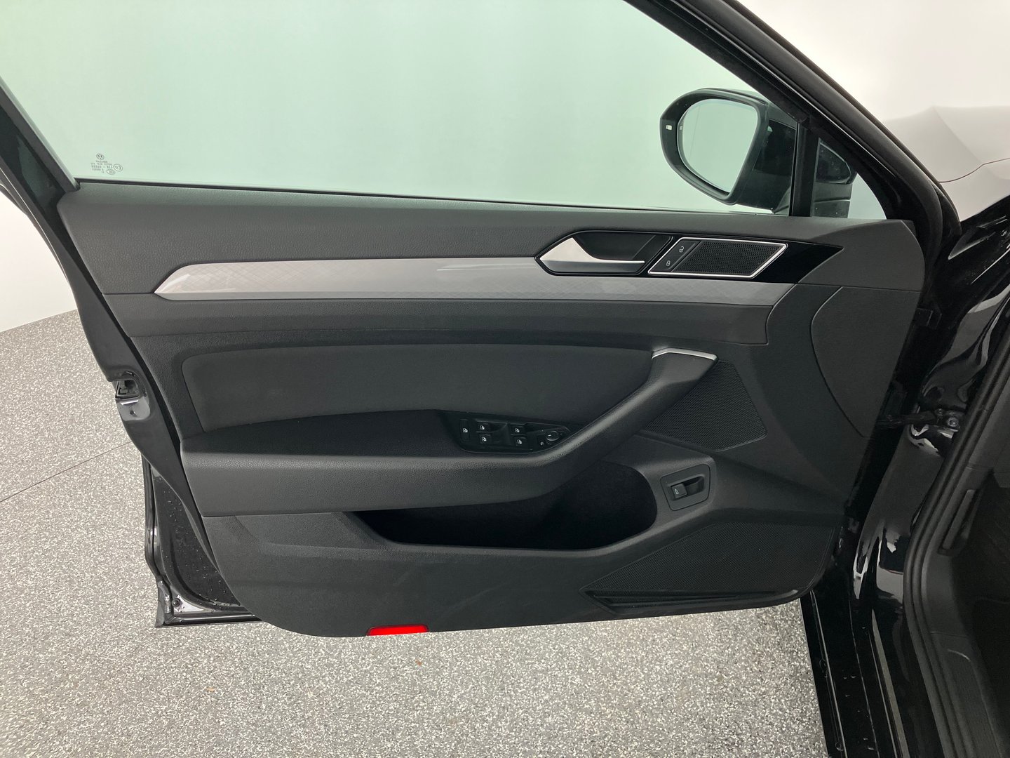 VW Passat Variant Business TDI DSG | Bild 3 von 17