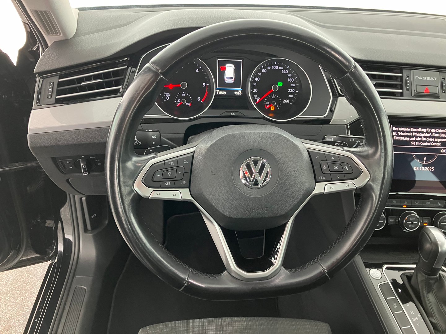 VW Passat Variant Business TDI DSG | Bild 5 von 17