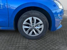 Škoda Fabia Selection TSI in Race-Blau Metallic