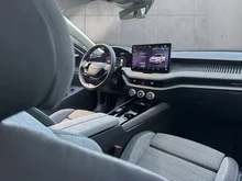 Škoda Superb Combi Selection TDI DSG in Graphit-Grau Metallic