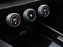 Škoda Superb Combi Selection TDI DSG in Graphit-Grau Metallic