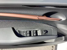 CUPRA Raval PLUS 37 kWh 99 kW/135 PS in Nevada-Weiß Metallic