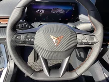 CUPRA Raval PLUS 37 kWh 99 kW/135 PS in Nevada-Weiß Metallic