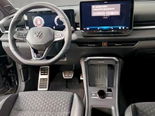 VW T-Roc R-Line eTSI DSG in Grenadillschwarz Metallic