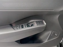 VW T-Roc R-Line eTSI DSG in Grenadillschwarz Metallic