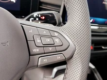 VW T-Roc R-Line eTSI DSG in Grenadillschwarz Metallic