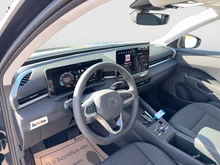 VW T-Roc Life eTSI DSG in Grenadillschwarz Metallic