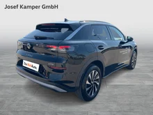 VW T-Roc Life eTSI DSG in Grenadillschwarz Metallic