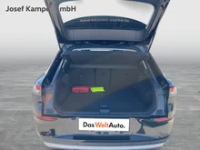 VW T-Roc Life eTSI DSG in Grenadillschwarz Metallic