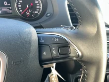 Audi Q3 1.4 TFSI cod design in Schwarz