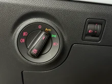 SEAT Arona Reference Edition 1.0 TSI in Candy-Weiß