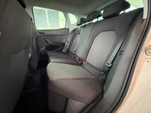 SEAT Arona Reference Edition 1.0 TSI in Candy-Weiß
