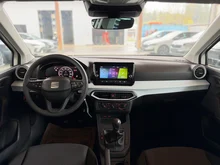 SEAT Arona Reference Edition 1.0 TSI in Candy-Weiß