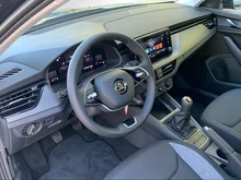 Škoda Kamiq Essence TSI in Black-Magic Perleffekt