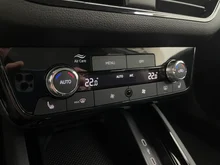 Škoda Kamiq Selection TSI DSG in Graphit-Grau Metallic