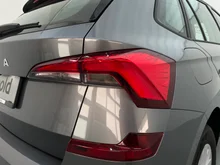 Škoda Kamiq Selection TSI DSG in Graphit-Grau Metallic
