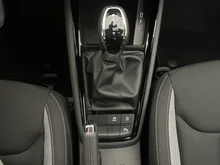 Škoda Kamiq Selection TSI DSG in Graphit-Grau Metallic