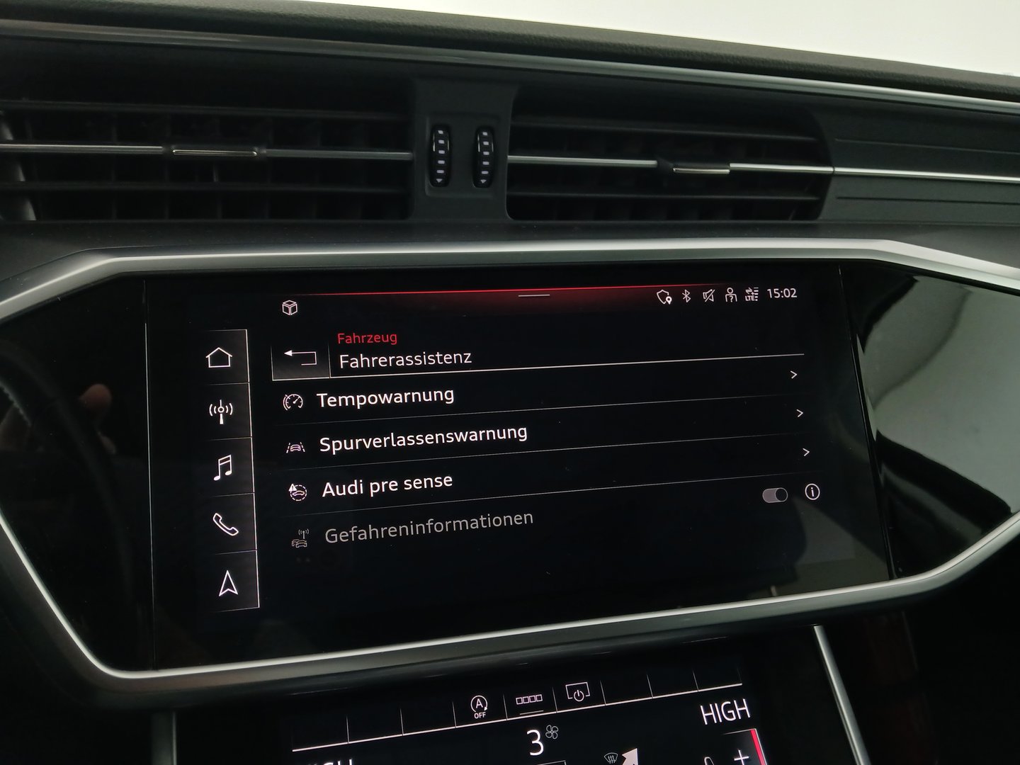 Audi A6 Avant 2.0 TDI ultra | Bild 22 von 33