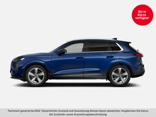 Audi Q3 TFSI 110 kW  intense in Navarrablau Metallic