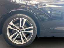 Audi A6 Avant 50 TFSI e quattro Advanced PA in brillantschwarz