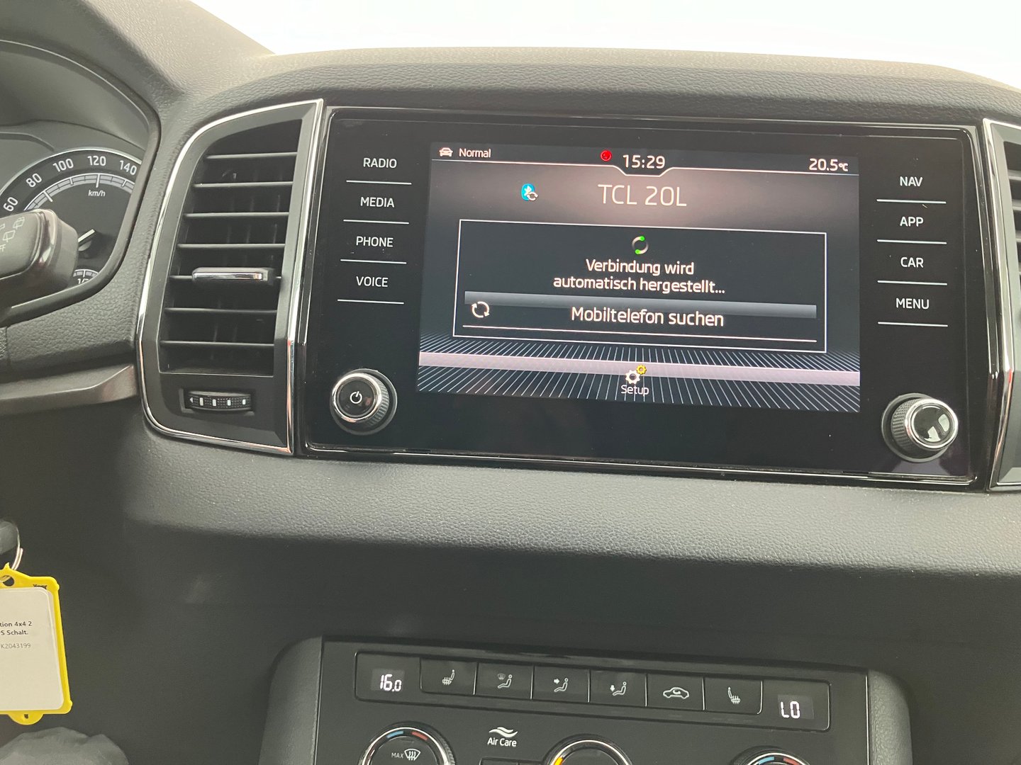 Škoda KAROQ 4x4 Ambition Limited TDI | Bild 8 von 15