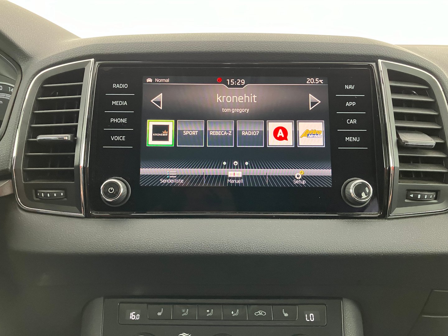 Škoda KAROQ 4x4 Ambition Limited TDI | Bild 9 von 15