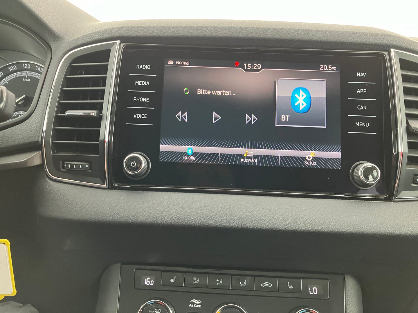 Škoda KAROQ 4x4 Ambition Limited TDI | Bild 10 von 15