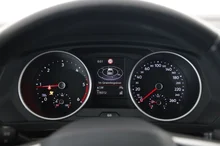 VW Tiguan Life TDI in URANOGRAU