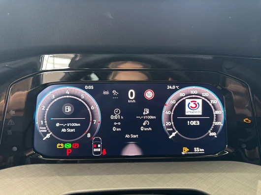 Bild eines VW Golf Rabbit mHEV DSG