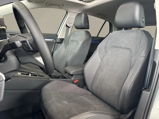 Bild eines VW Golf Rabbit mHEV DSG