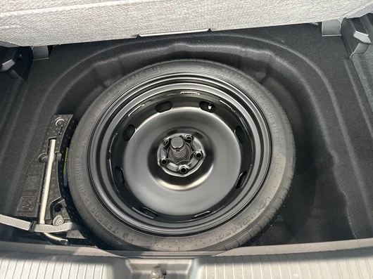 Bild eines VW Golf Rabbit mHEV DSG