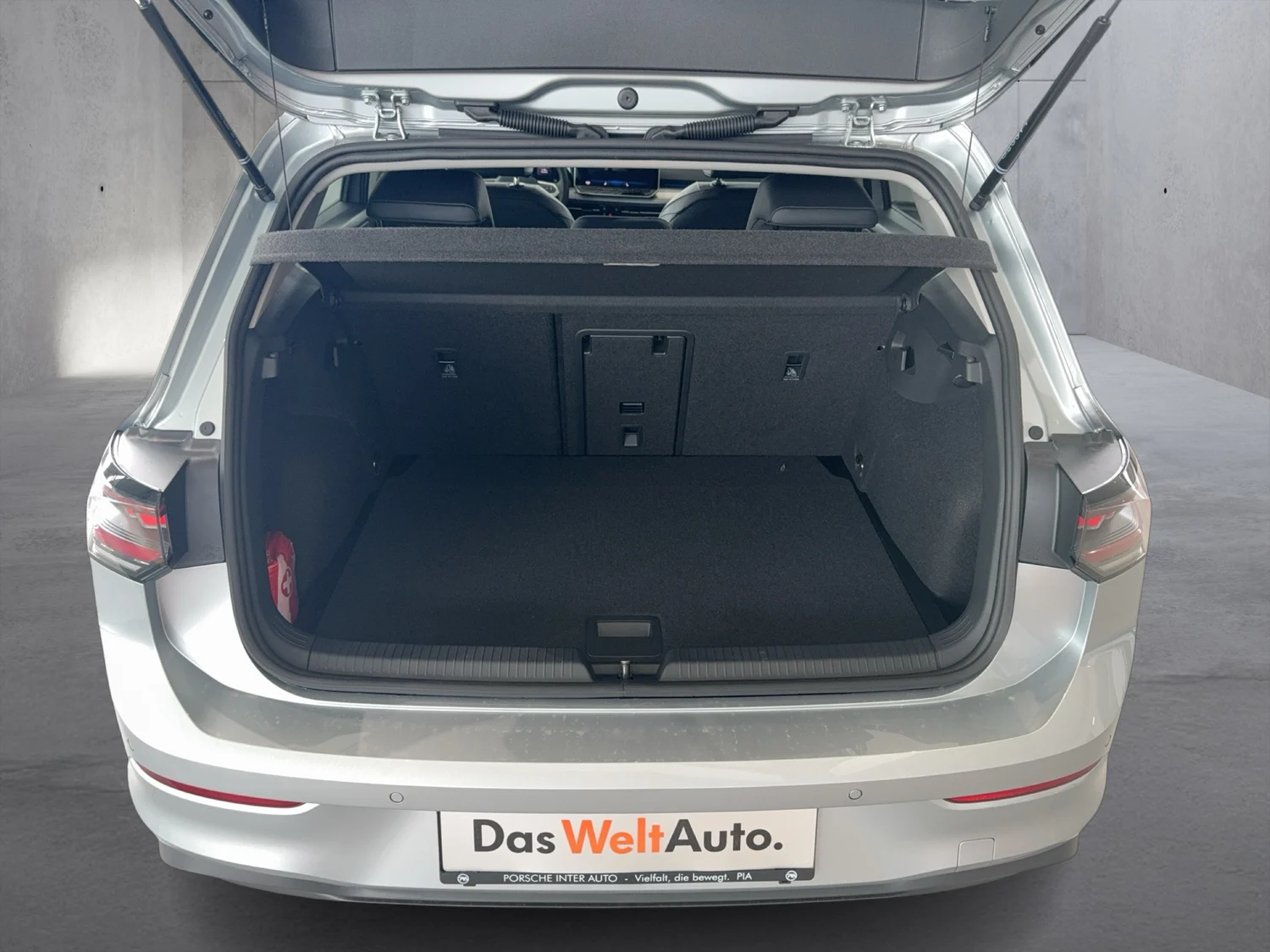 Bild eines VW Golf Rabbit mHEV DSG