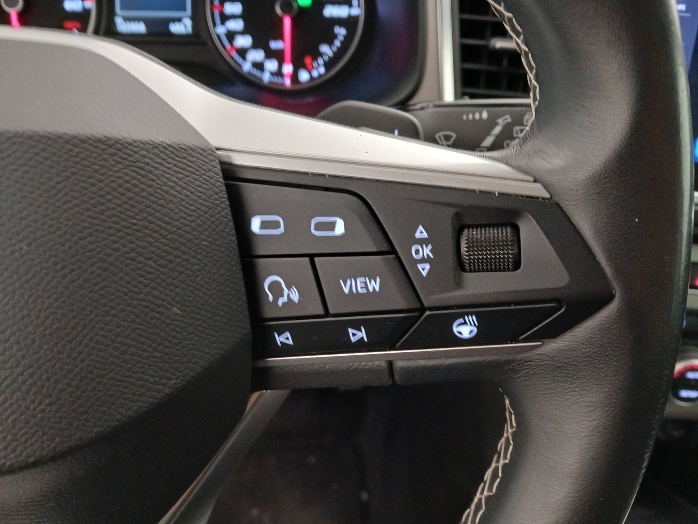 SEAT Ateca Xperience 2.0 TDI DSG 4Drive | Bild 16 von 31