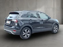 VW T-Cross Life TSI in Deep Black Perleffekt