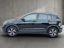 VW T-Cross Life TSI in Deep Black Perleffekt