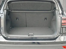VW T-Cross Life TSI in Deep Black Perleffekt