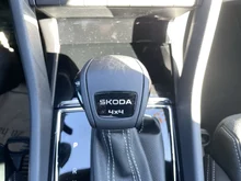 Škoda Karoq 4x4 Sportline TDI DSG in Smokey Diamond-Silber Metallic