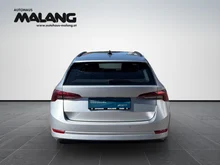 Škoda Octavia Combi 4x4 Ambition TDI DSG in Brillant-Silber Metallic