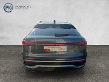Audi Q5 Sportback TDI quattro 150 kW in Daytonagrau Perleffekt
