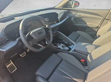 Audi Q5 Sportback TDI quattro 150 kW in Daytonagrau Perleffekt