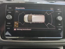 VW Touran Comfortline TDI SCR DSG in F9 Caribbean Blue Metallic