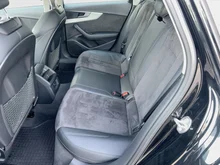 Audi A4 Limousine 2.0 TFSI ultra Sport in mythosschwarz met.