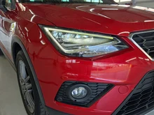 SEAT Arona FR EcoTSI in Desire-Red Metallic Dach Fels-Grau