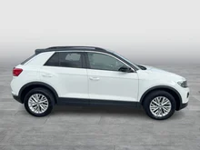 VW T-Roc Design TDI in Pure White Dach Schwarz