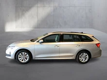 Škoda Octavia Combi Selection TSI mHEV DSG in Brillant-Silber Metallic