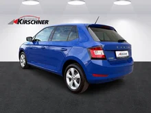 Škoda Fabia 125 in Energy-Blau