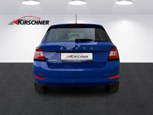 Škoda Fabia 125 in Energy-Blau